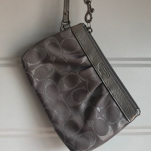 Brand new coach clutch